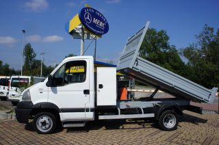 Renault Mascott